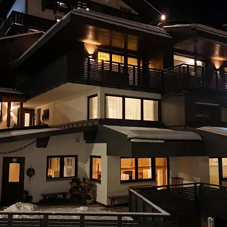 Haus Bergkristall 3*