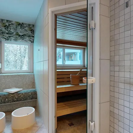 Haus Bergkristall Санкт-Антон-ам-Арльберг